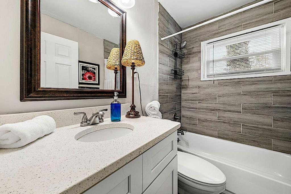 Goodkarma Rentals Refreshed Smyrna Home Near Battery Atl Half Mile To Interstate แอตแลนตา ภายนอก รูปภาพ